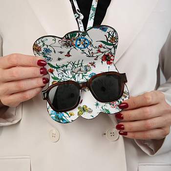 Очечник (футляр для очков) кожаный