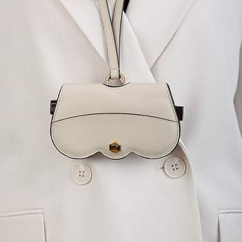 Очечник (футляр для очков) кожаный